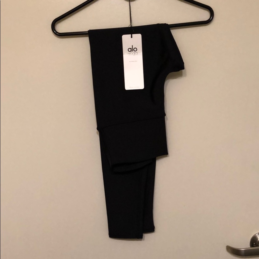 Alo Black Leggings